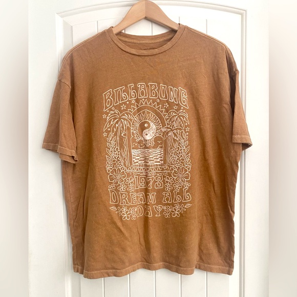 Billabong Tan 1973 Dream All Day Womens T-Shirt Graphic Short Sleeve Size Small - Picture 4 of 10